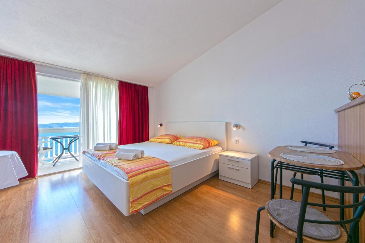 Adria Brela Apartments Buitenkant foto