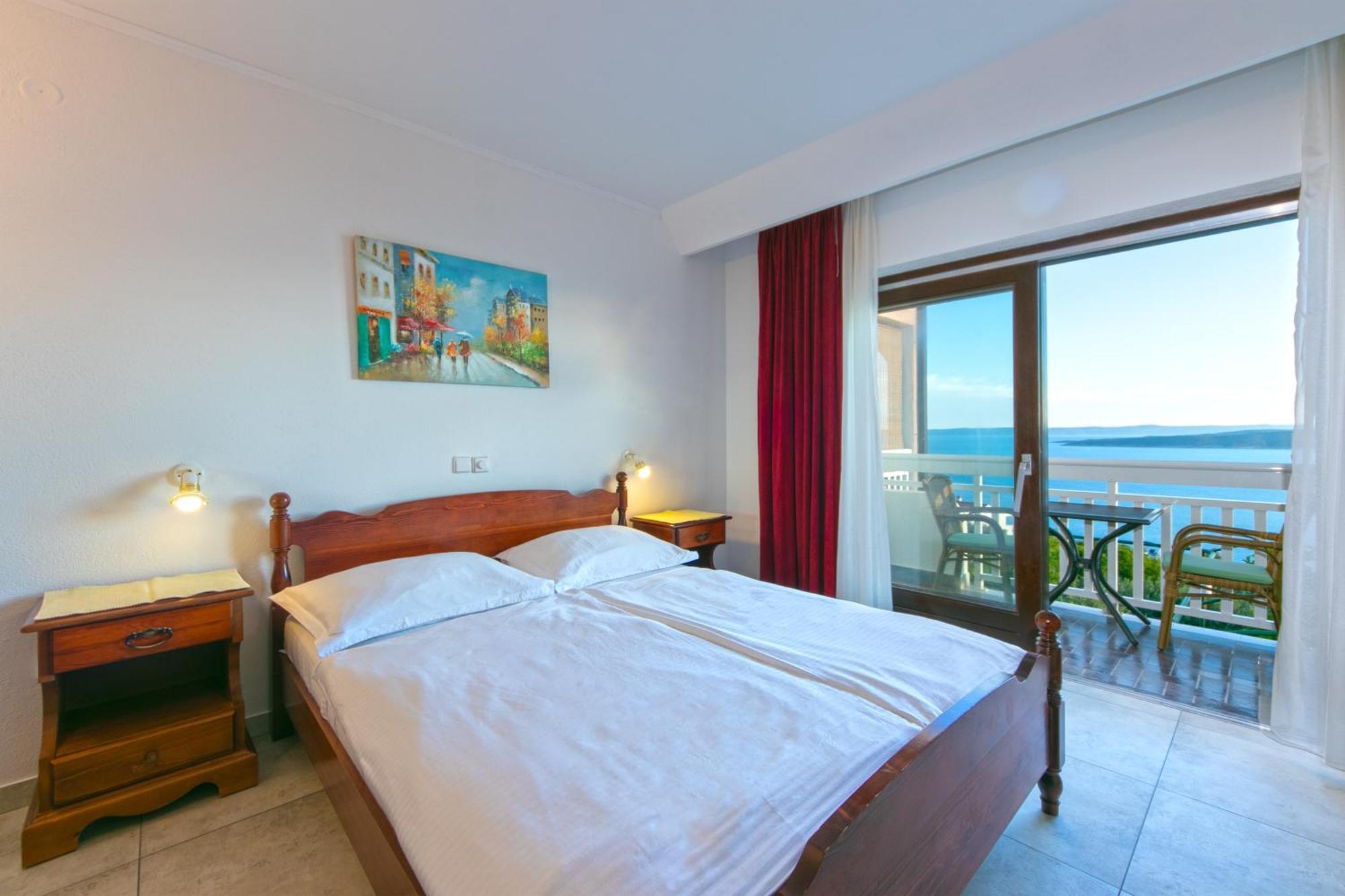Adria Brela Apartments Buitenkant foto