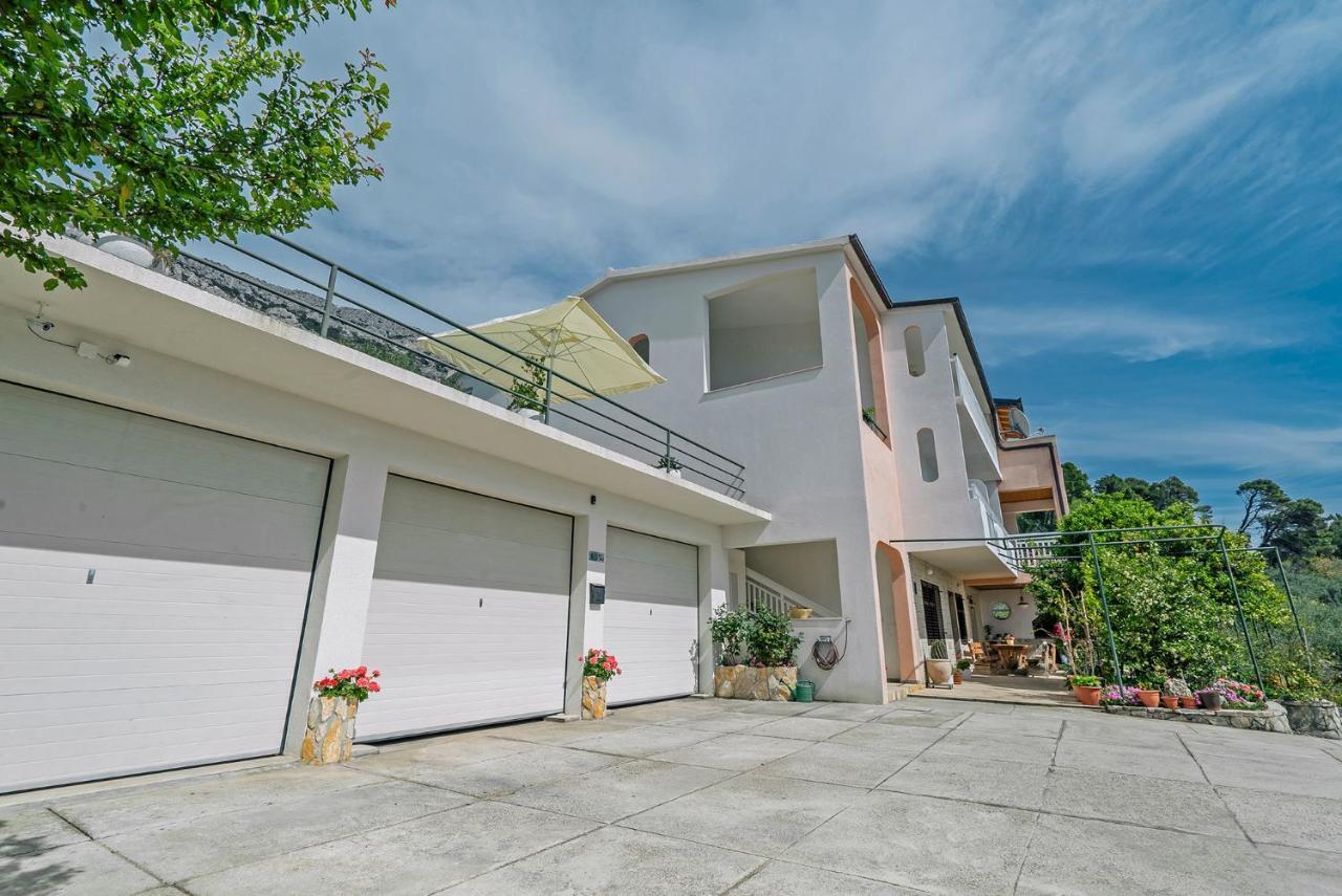 Adria Brela Apartments Buitenkant foto